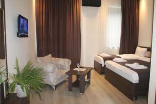 Отель GSG Hotel Тбилиси Стандартный трехместный номер-7