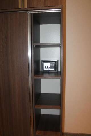 Отель GSG Hotel Тбилиси Стандартный трехместный номер-10